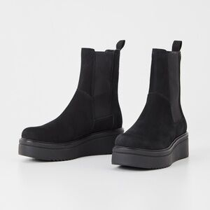 Vagabond Shoemakers Stacy Chelsea Boots  size 40 women